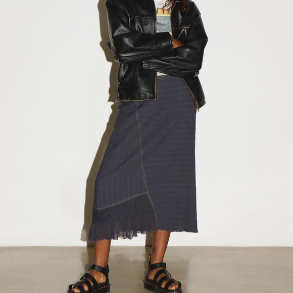 Black Strappy Sandals with Yellow Stitching - Picture 11 of 12